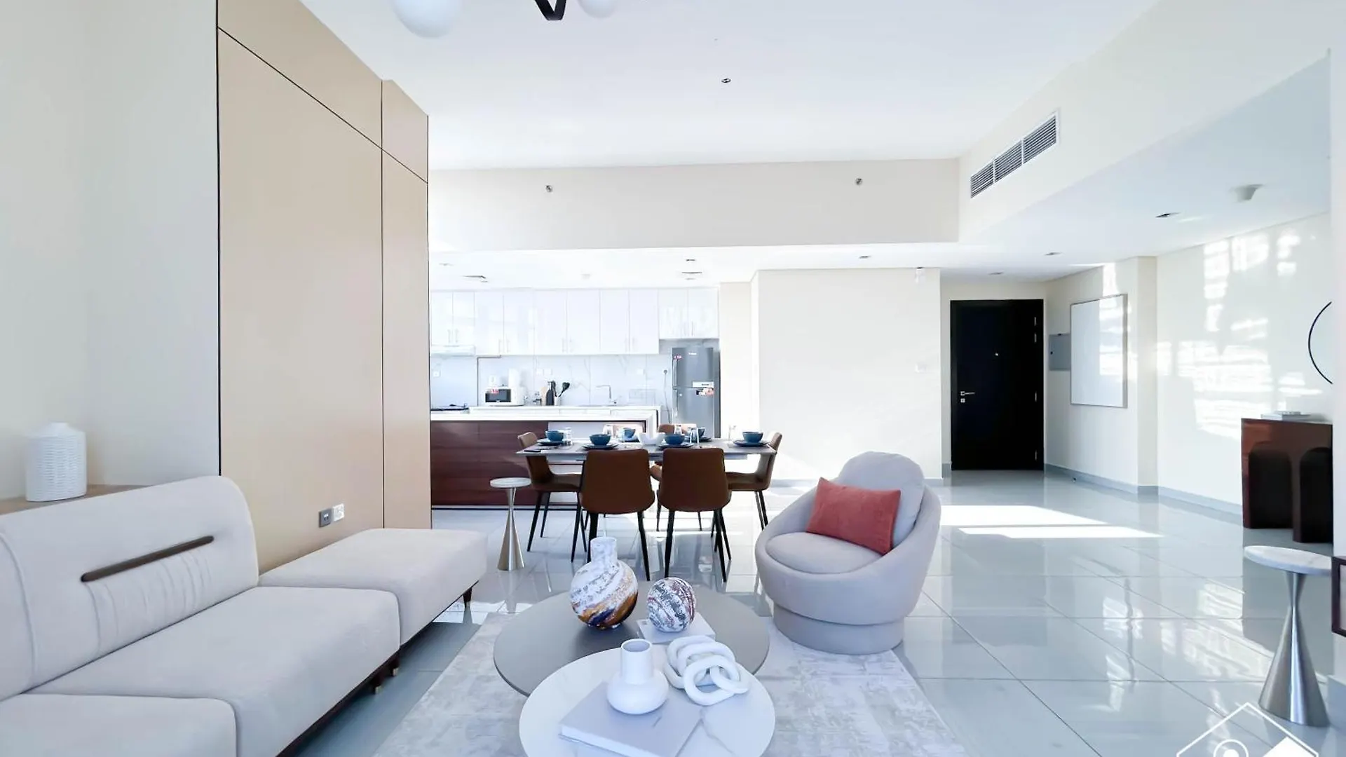 Apartment Cozy One-Bedroom In O2 Tower, Jvc Dubai